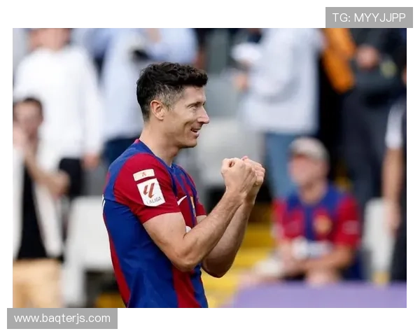 莱万多夫斯基转会巴萨始末：从拜仁离队到诺坎普新篇章